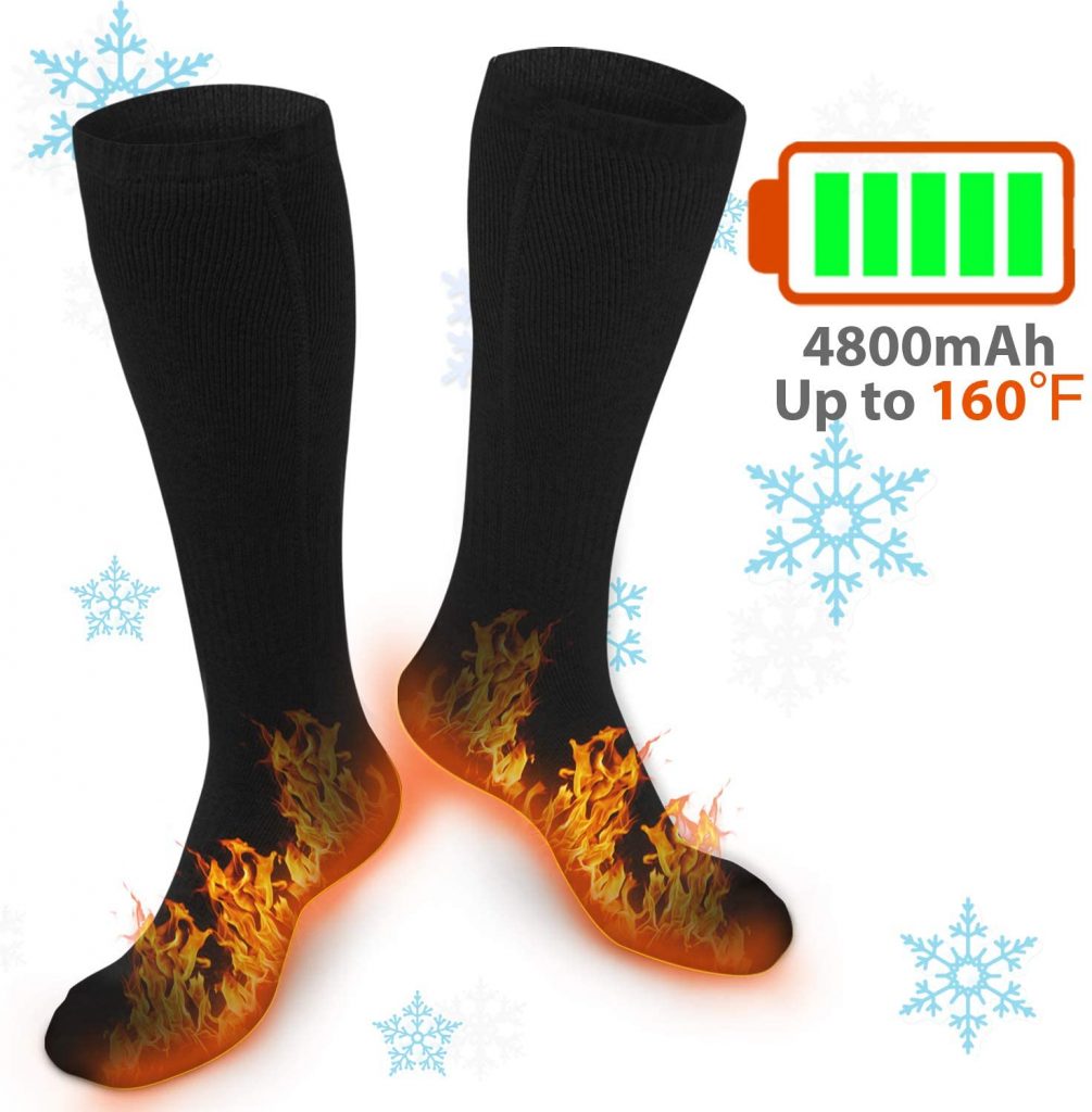 5+ Best Heated Socks for Hunting to Keep Your Feet Warm